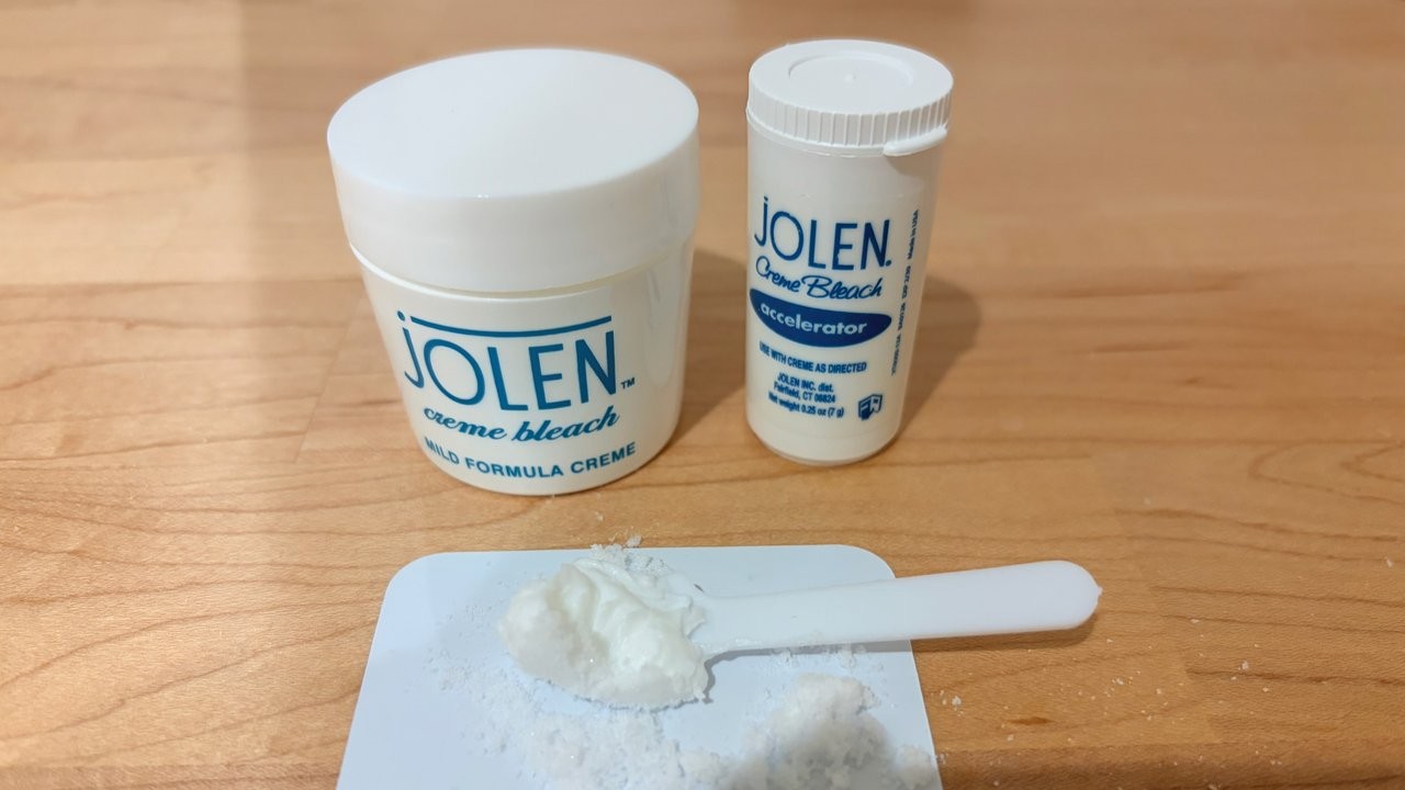 JOLENのクリームブリーチと練ったクリーム